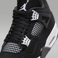 Nike Air Jordan 4 Retro 