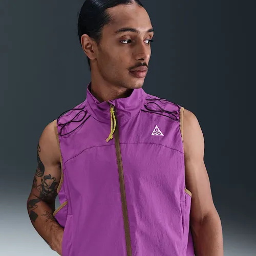 Nike ACG 