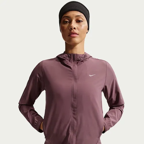 Nike Swift женская Repel Packable Running Куртка цвет фиолетовый