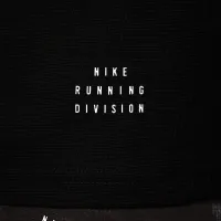 Nike Running Division чоловічі Therma-FIT ADV Long-Sleeve Running Top колір чорний