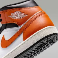 Nike Air Jordan 1 Mid чоловічі Кросівки Orange