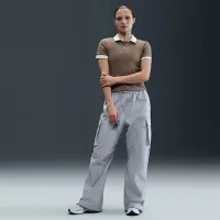 Nike Sportswear жіноча Tight Ribbed Short-Sleeve футболка колір коричневий