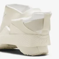 Nike Go FlyEase жіноча Easy On/Off Кросівки колір коричневий