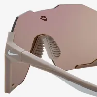 Nike Charged Shield Sunglasses колір сірий