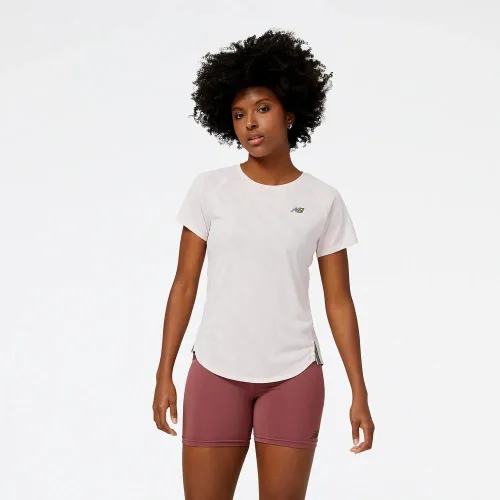 Футболка New Balance WT23281SOI - Рожева