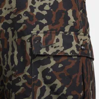 Nike Life мужские Allover Print Cargo Pants цвет зеленый