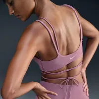 Nike Zenvy Strappy Wrap женская Light-Support Padded Sports Bra цвет фиолетовый