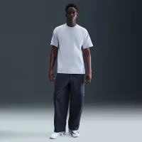 Nike Sportswear Premium Essentials чоловічі футболка колір сірий