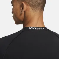 Nike Pro Dri-FIT чоловічі Slim Fit Short-Sleeve Top колір чорний