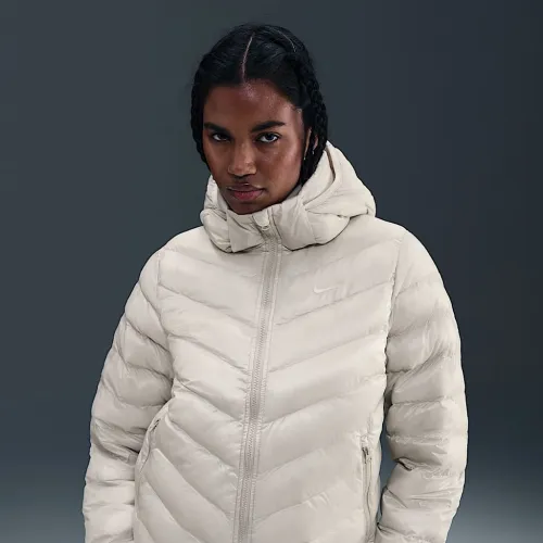 Nike Sportswear Windpuffer женская Therma-FIT Hooded Puffer цвет серый