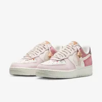 Nike Air Force 1 '07 LX женская Кроссовки цвет белый