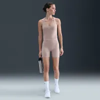 Nike Universa женская Medium-Support Padded Sports Bra Tank цвет коричневый