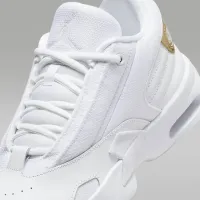 Nike Jordan Max Aura 6 женская Кроссовки цвет белый