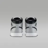 Nike Air Jordan 1 Mid чоловічі Кросівки колір білий
