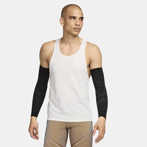 Nike Zoned Arm Sleeves цвет черный