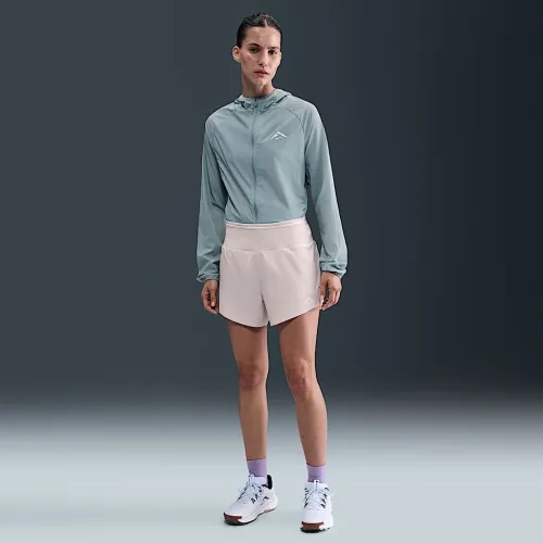 Nike Trail женская Dri-FIT Brief-Lined Running шорты цвет белый