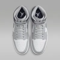 Nike Air Jordan 1 Mid чоловічі Кросівки колір білий