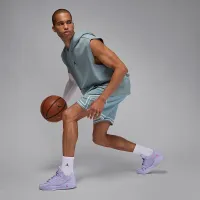 Nike Luka .77 