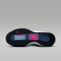 Nike Luka .77 