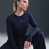 Nike Sportswear Chill Knit женская Slim Long-Sleeve Cropped Top синий
