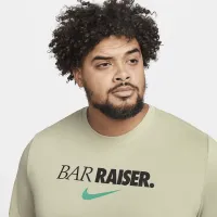 Nike Dri-FIT мужские Fitness футболка цвет зеленый