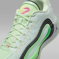 Nike Luka 4 