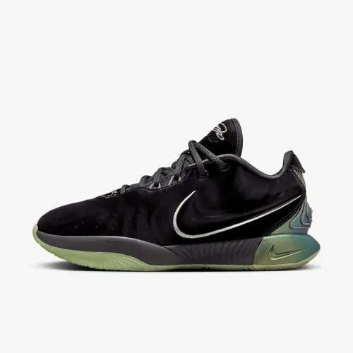 Nike LeBron XXI 