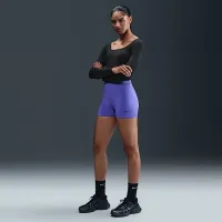 Nike Form женская Boyшорты цвет фиолетовый