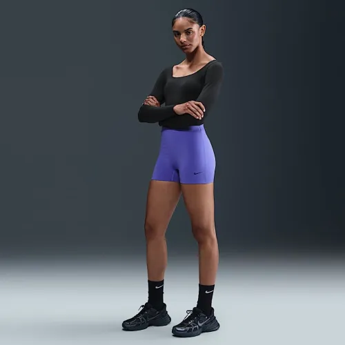 Nike Form женская Boyшорты цвет фиолетовый