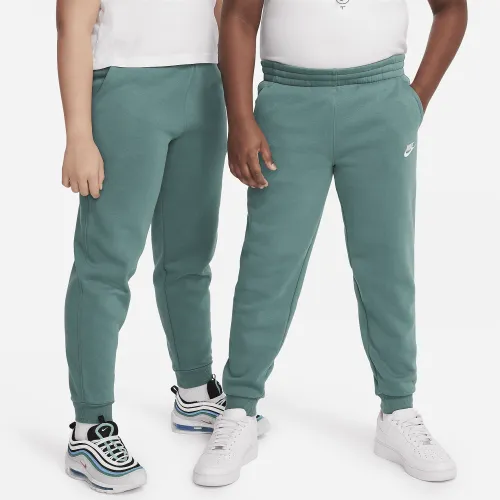 Nike Sportswear Club Fleece Big дитячі Joggers (Extended Size) колір зелений