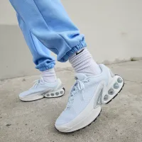 Nike Air Max Dn жіноча Кросівки блакитний