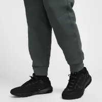 Nike Sportswear Tech Fleece мужские Joggers цвет зеленый