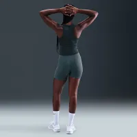 Nike One Fitted женская Dri-FIT Cropped Tank Top цвет зеленый