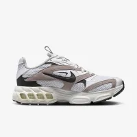 Nike Air Zoom Fire жіноча Кросівки колір білий