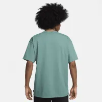 Nike Sportswear Premium Essentials чоловічі футболка колір зелений