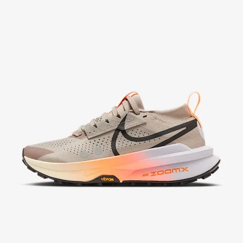 Nike Zegama 2 женская Trail Running Кроссовки цвет коричневый