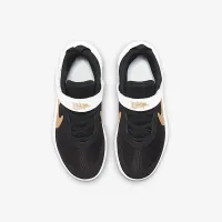Кроссовки Nike Team Hustle D 10                