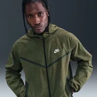 Nike Tech мужские Full-Zip Woven Windrunner Куртка цвет зеленый