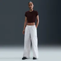 Nike Sportswear Chill Knit жіноча Cropped футболка колір червоний