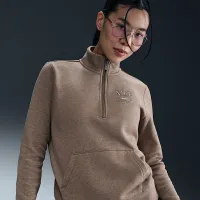 Nike Sportswear Club Fleece женская Mock-Neck 1/2-Zip Graphic Top цвет коричневый