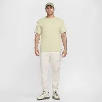 Nike Sportswear Premium Essentials мужские футболка цвет зеленый