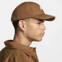 Nike SB Club Unstructuколір червоний Skate Cap колір коричневий