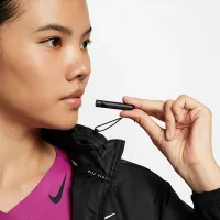 Nike Swift жіноча Therma-FIT Running Куртка колір чорний