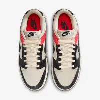 Nike Dunk Low SE жіноча Кросівки колір червоний
