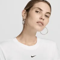 Nike Sportswear Chill Knit жіноча футболка колір білий