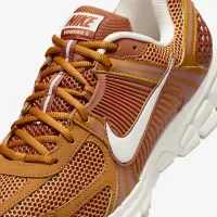 Nike Zoom Vomero 5 чоловічі Кросівки Orange