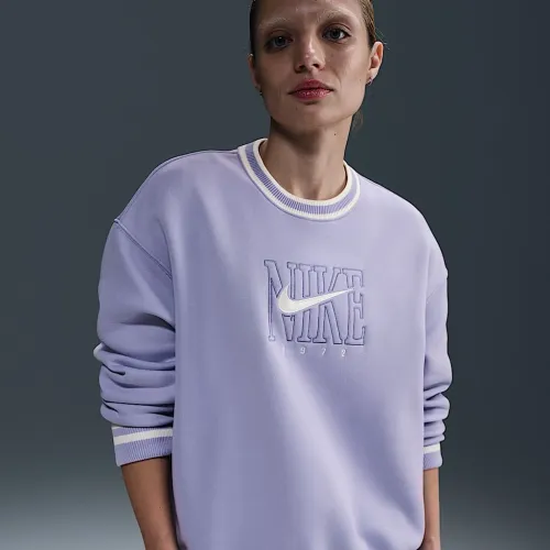 Nike Sportswear Phoenix Fleece женская оверсайз Graphic Crew-Neck свитшот цвет фиолетовый