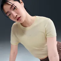 Nike Sportswear Chill Knit женская Cropped футболка цвет коричневый