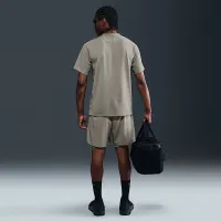 Nike Primary чоловічі Dri-FIT Short-Sleeve Versatile Top колір зелений