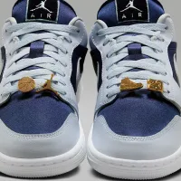 Nike Air Jordan 1 Low SE жіноча Кросівки колір сірий